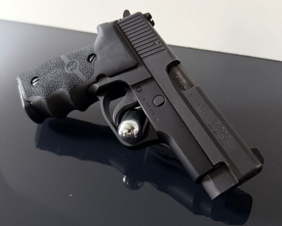 Sig Sauer P228 – Bild 3
