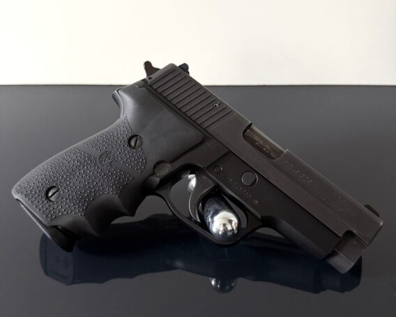 Sig Sauer P228 – Bild 4