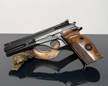 Beretta 76S