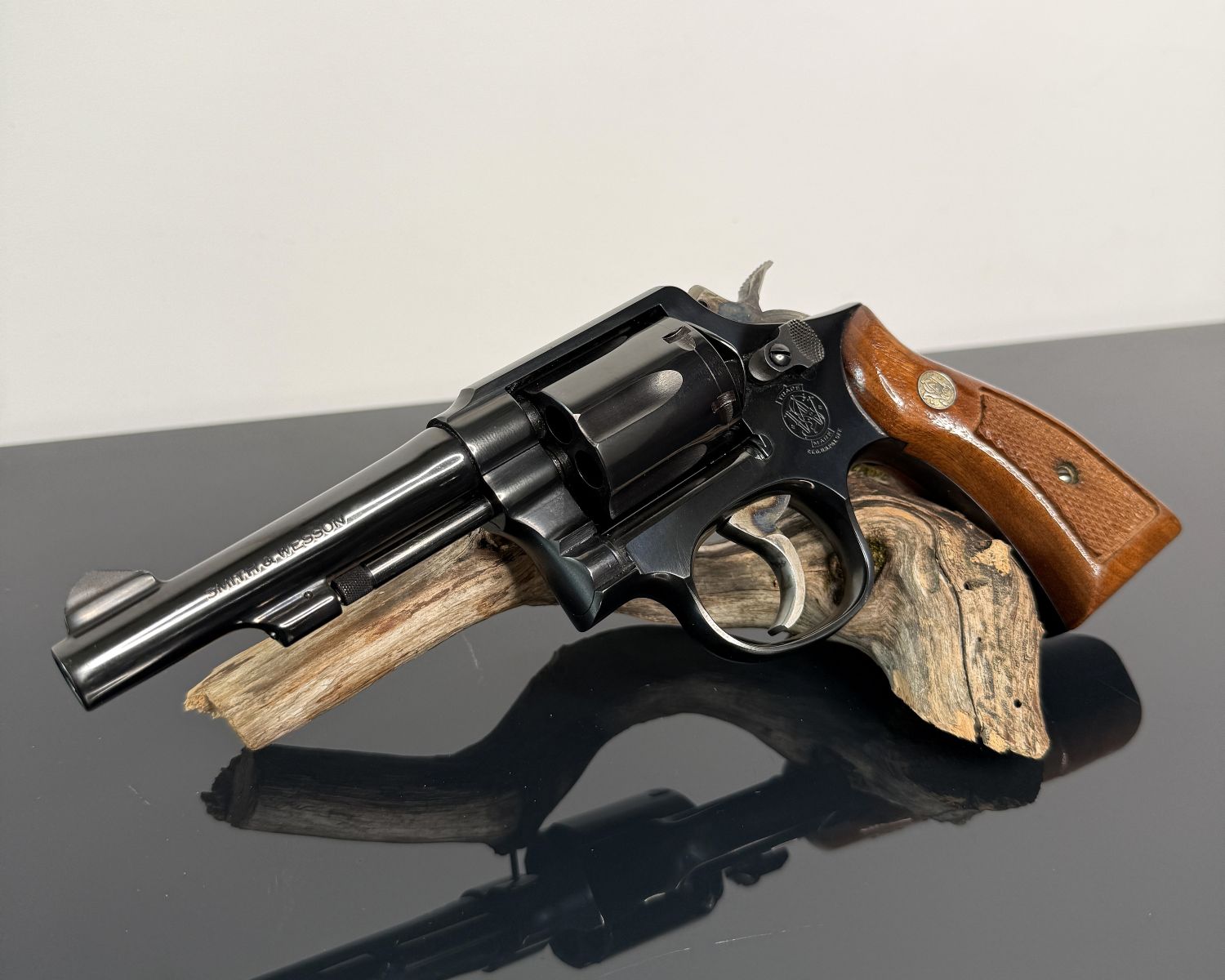 Smith & Wesson 10-7 – Bild 2