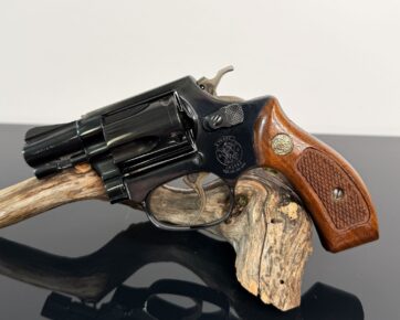 Smith & Wesson 36
