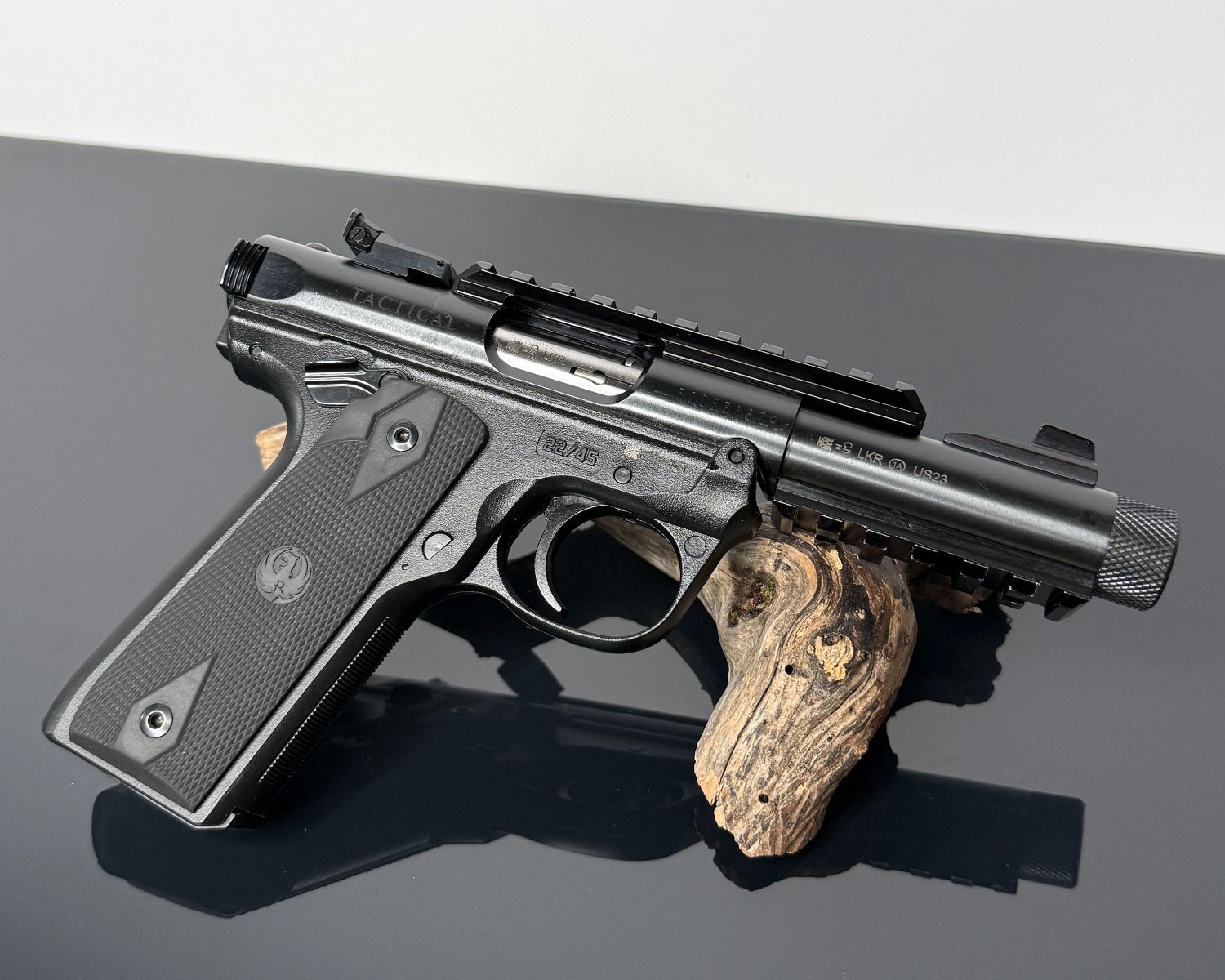 Ruger Mark IV 22/45 Tactical – Bild 3