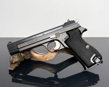 SIG P210